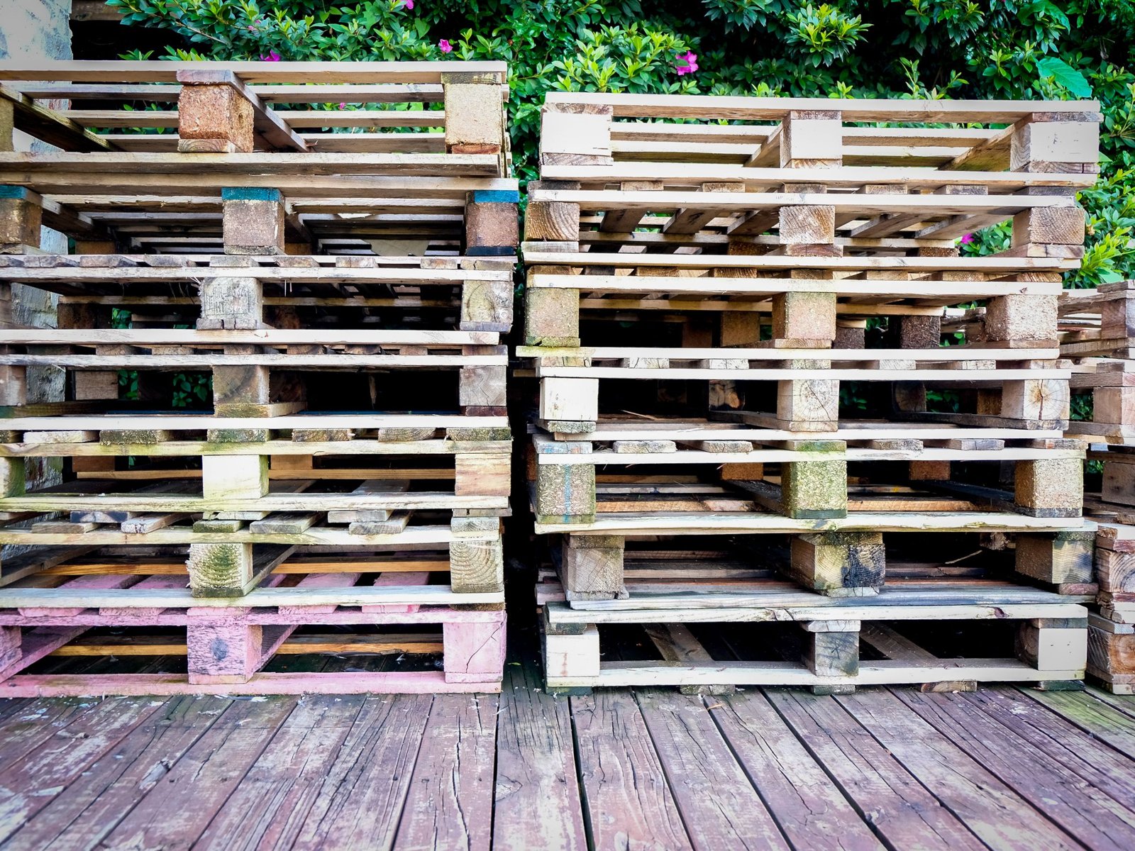 Illustration de l'article « Où trouver des palettes gratuites pour ses projets »